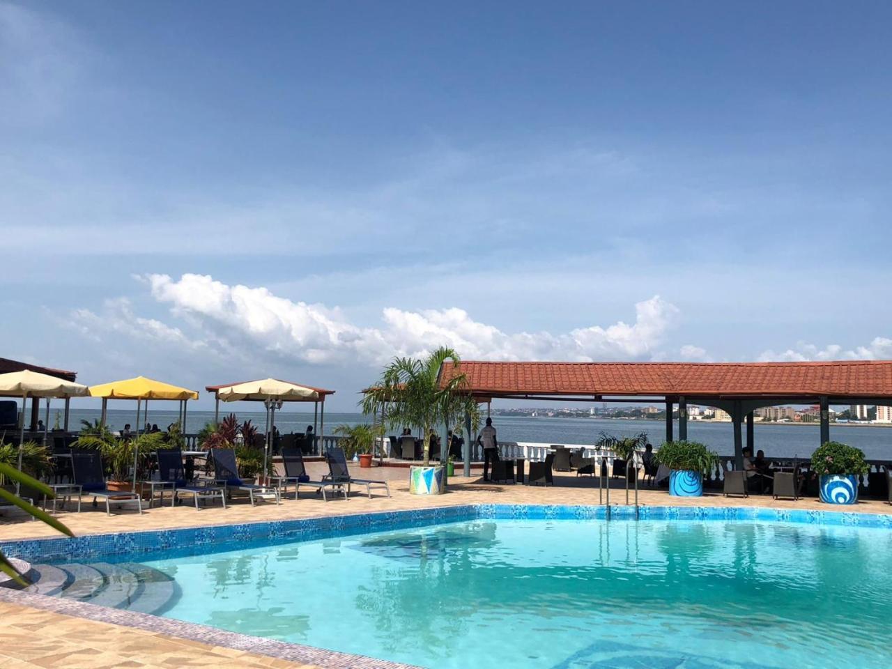 Hotel Le Petit Bateau Конакри Экстерьер фото